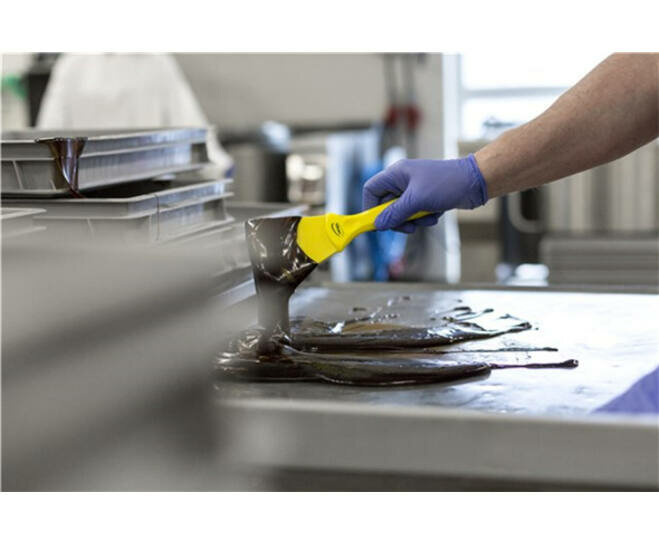 Vikan Nylon Handschraper Breed 100mm Geel